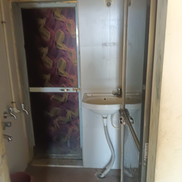 Bathroom, shree-vighnaharta-residency 2 Bedroom 600 Sq.Ft. Apartment In Diva Thane 7996288