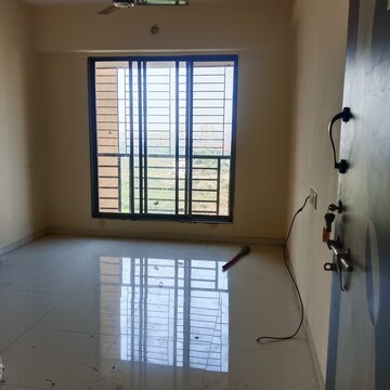 2 BHK Apartment For Rent in Shree Vighnaharta Residency Diva Thane  7996288