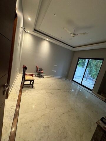 Master Bedroom in 4 BHK Villa at Satbari – for Rent
