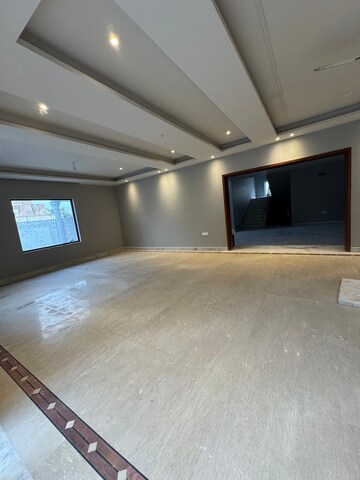 Room in 4 BHK Villa at Satbari – for Rent