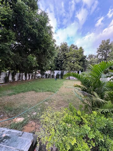 4 BHK Villa – Garden View at Satbari - for Rent