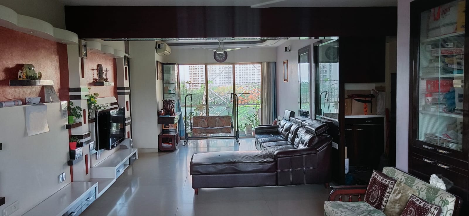 4 BHK Apartment For Sale in Lodha Luxuria