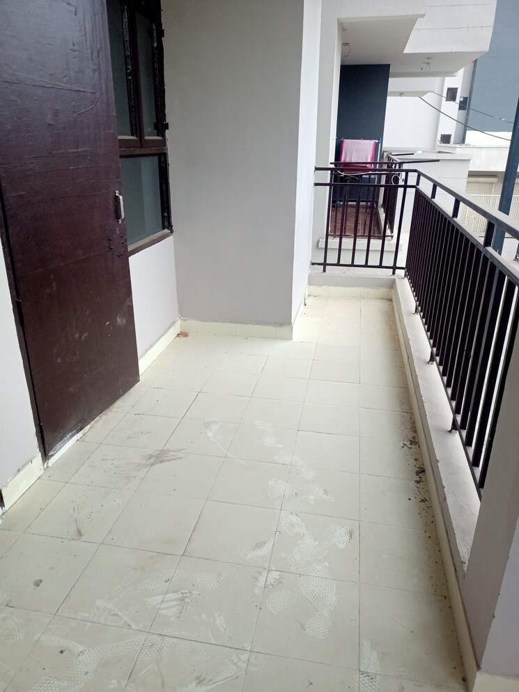 Balcony, amolik-sankalp 3 Bedroom 851 Sq.Ft. Apartment In Sector 85 Faridabad 7996428