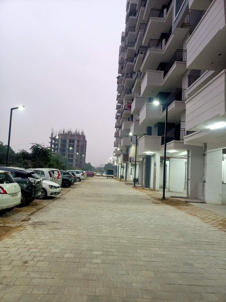  Parking, amolik-sankalp 3 Bedroom 851 Sq.Ft. Apartment In Sector 85 Faridabad 7996428