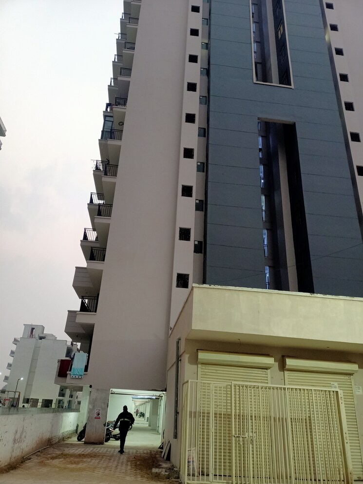 Exterior View, amolik-sankalp 3 Bedroom 851 Sq.Ft. Apartment In Sector 85 Faridabad 7996428