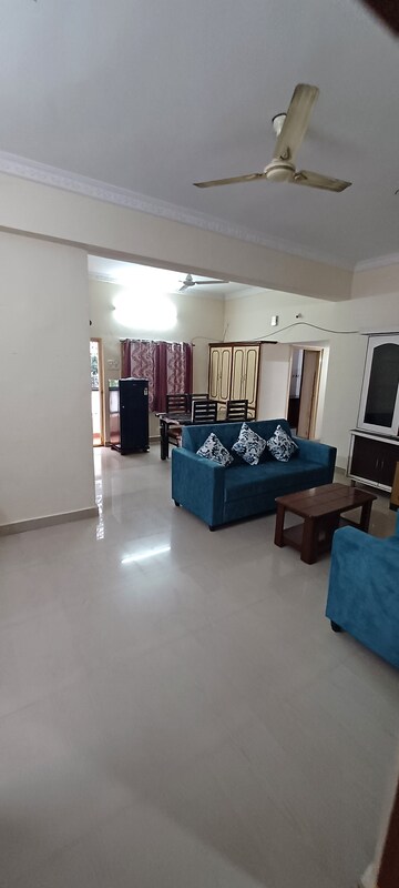 Living Room in 2 BHK Apartment at Kondapur – for Rent