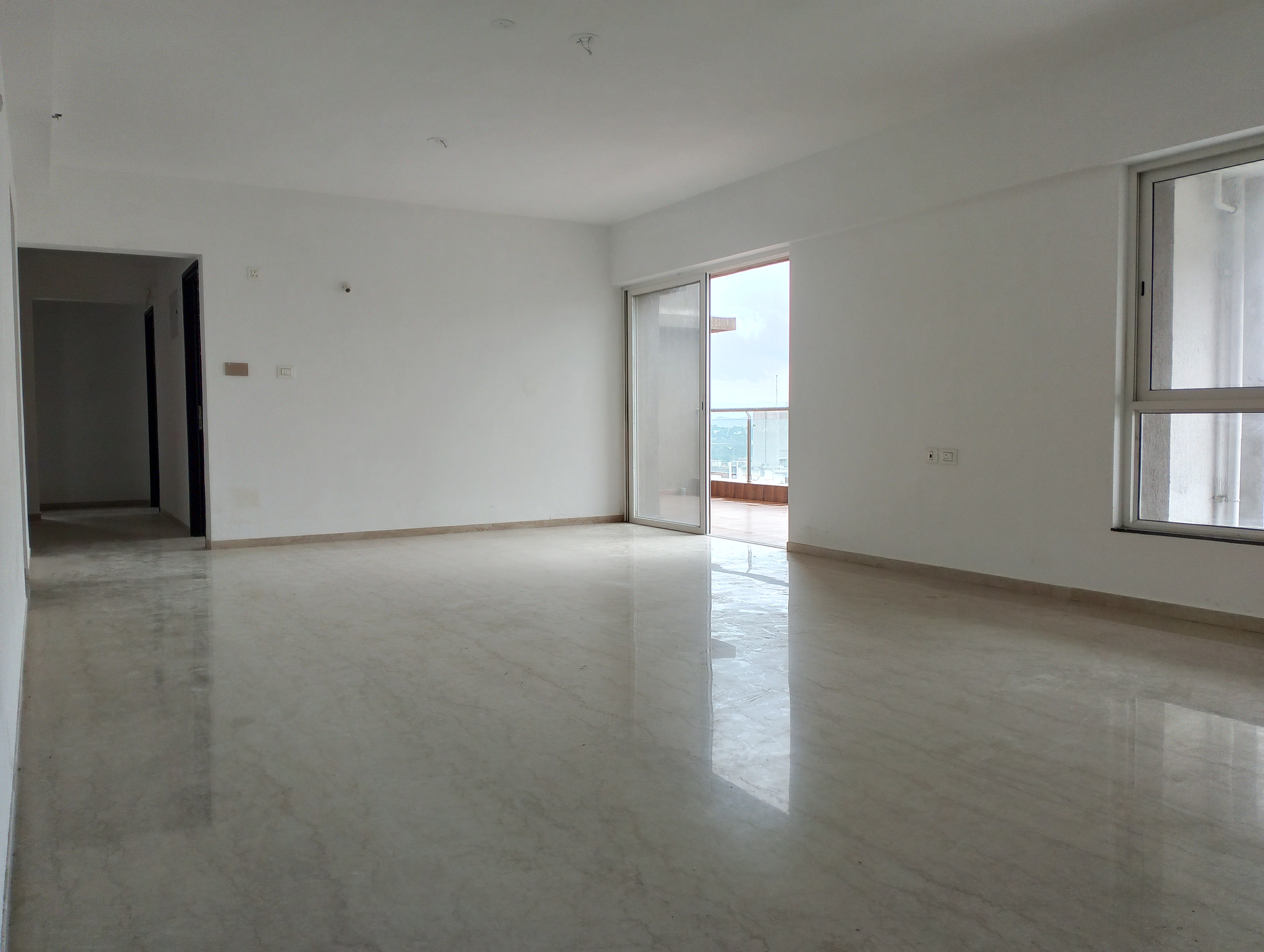 2 BHK Apartment For Sale in Pride Valencia
