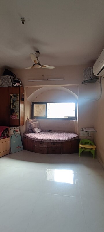 Bathroom in 1 BHK Apartment at Krishna Galaxy Santacruz, Santacruz East – for Sale