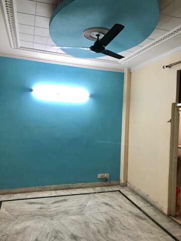 Room in 3 BHK Builder Floor at SS Mayfield Gardens, Sector 51 – for Rent