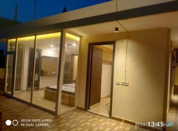 3 BHK + Servant Room,Study Room Builder Floor For Sale in Sector 89