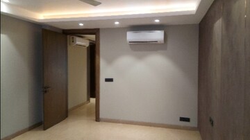 Room in 3 BHK Builder Floor at Sector 89 – for Sale