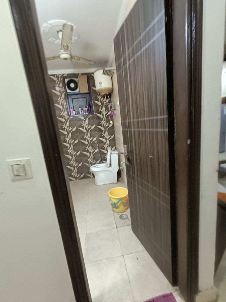 undefined, freedom fighters enclave 2 Bedroom 800 Sq.Ft. Builder Floor In Freedom Fighters Enclave Delhi 7996644