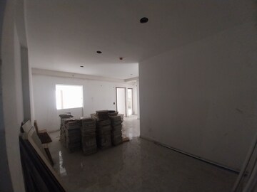 Room in 2 BHK Apartment at Nirala Estate II, Tech Zone 4 Greater Noida – for Rent