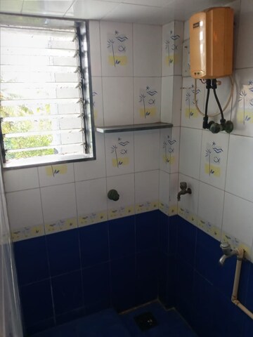 Bathroom in 1.5 BHK Apartment at Girdhar Park, Malad West – for Rent