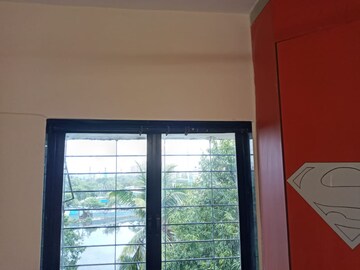 Room in 1.5 BHK Apartment at Girdhar Park, Malad West – for Rent