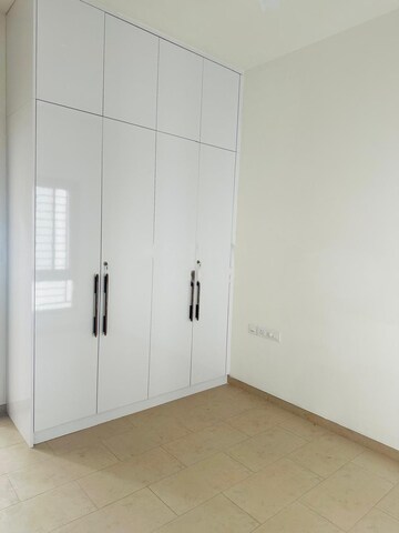 Room in 3 BHK Apartment at Sobha City Gurgaon, Sector 108 – for Rent