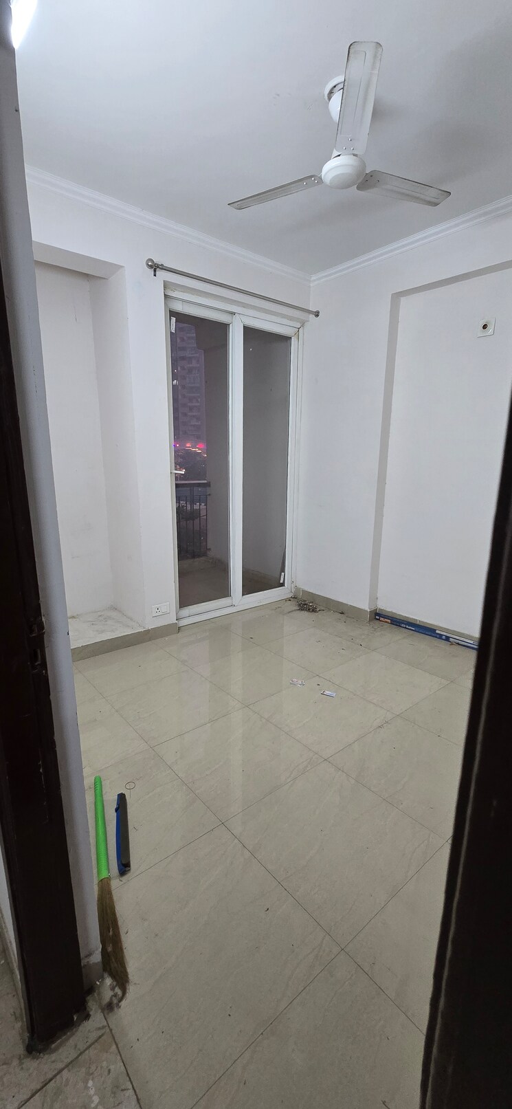 Room, amrapali-leisure-park 2 Bedroom 845 Sq.Ft. Apartment In Amrapali Leisure Valley Greater Noida 7996660