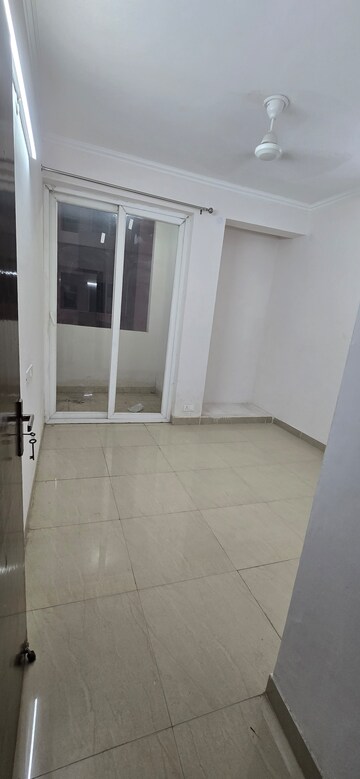 Room in 2 BHK Apartment at Amrapali Leisure Park, Amrapali Leisure Valley – for Sale