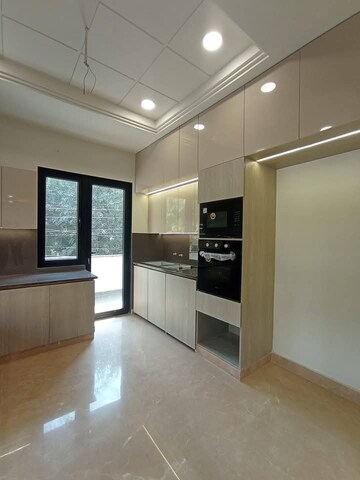 Kitchen in 3 BHK Builder Floor at Sector 9 – for Rent