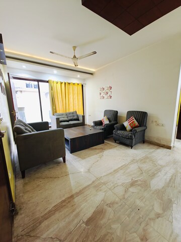 Master Bedroom in 3 BHK Builder Floor at Ansal Sushant Lok I, Sector 43 – for Rent