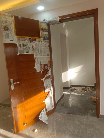 Living Room in 3 BHK Builder Floor at Sector 9 – for Rent