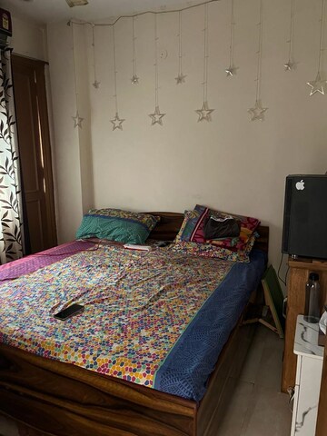 Bedroom in 3 BHK Builder Floor at Unitech Woodstock Floors, Sector 50 – for Rent