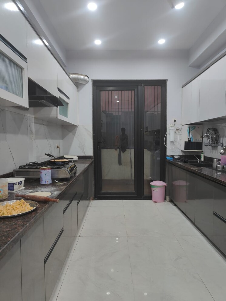 Kitchen, sector 23 3 Bedroom 2350 Sq.Ft. Builder Floor In Sector 23 Gurgaon 7996720