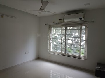 Room in 3 BHK Apartment at Alekhya Lotus leaf, Madhapur – for Rent