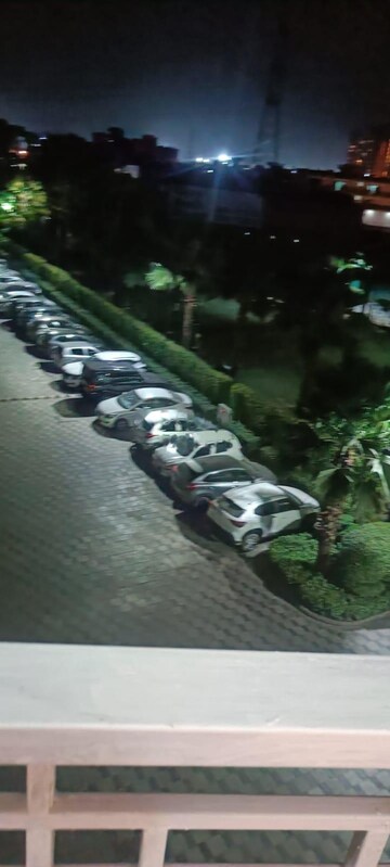 Balcony in 2 BHK Apartment at Shree Vardhman Mantra, Sector 67 – for Rent
