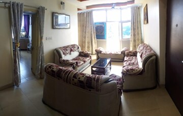 Living Room in 3 BHK Builder Floor at Mahanagar – for Rent