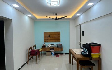 2 BHK Apartment For Rent in Bredco Viceroy Court, Kandivali East