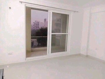 Master Bedroom in 3 BHK Apartment at Unitech Harmony, Sector 50 – for Sale