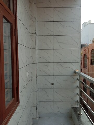 Balcony in 2 BHK Builder Floor at Dwarka Mor – for Rent
