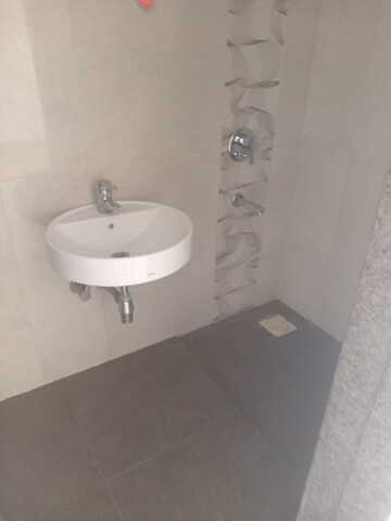 Bathroom in 2.5 BHK Apartment at HDIL Metropolis Residences, Andheri West – for Rent