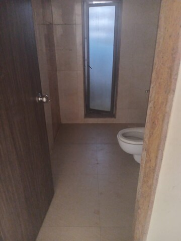 Room in 2.5 BHK Apartment at HDIL Metropolis Residences, Andheri West – for Rent