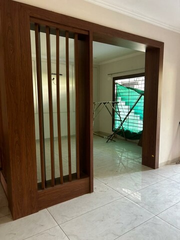 Room in 4 BHK Independent House at Sector 94 – for Sale