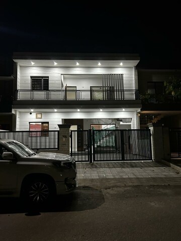 Parking in 4 BHK Independent House at Sector 94 – for Sale