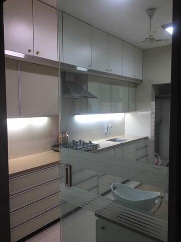 Bathroom in 3 BHK Apartment at Jyoti Sukriti, Goregaon East – for Rent