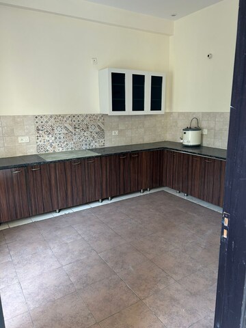 Kitchen in 3 BHK Builder Floor at Ansal Sushant Lok I, Sector 43 – for Rent