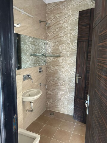 Bathroom in 3 BHK Builder Floor at Ansal Sushant Lok I, Sector 43 – for Rent