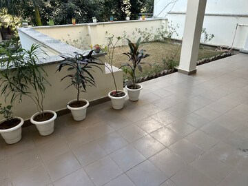 Balcony in 3 BHK Builder Floor at Ansal Sushant Lok I, Sector 43 – for Rent