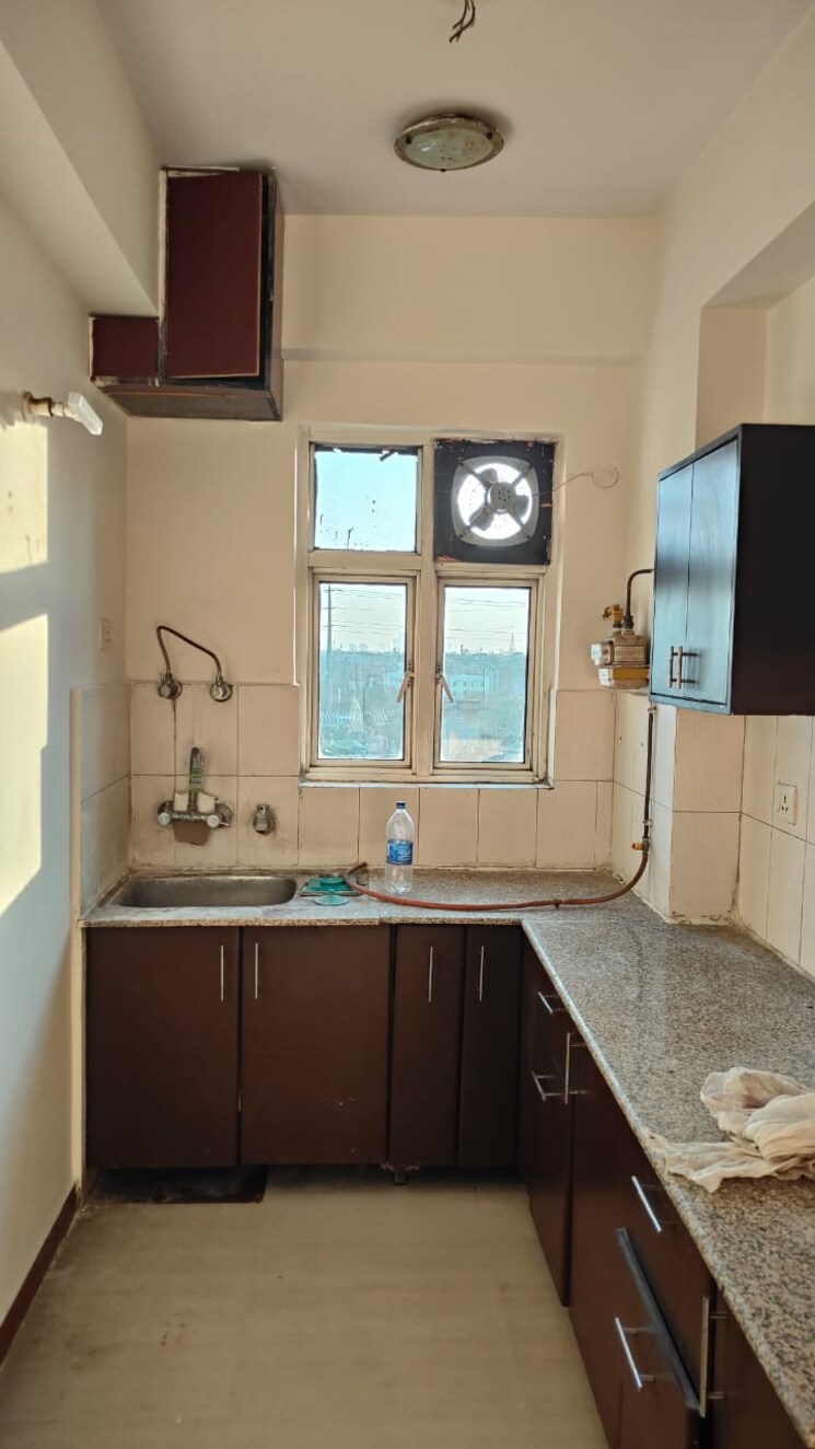 Kitchen, niho-marvel-scottish-garden 2 Bedroom 1299 Sq.Ft. Apartment In Ahinsa Khand ii Ghaziabad 7997273