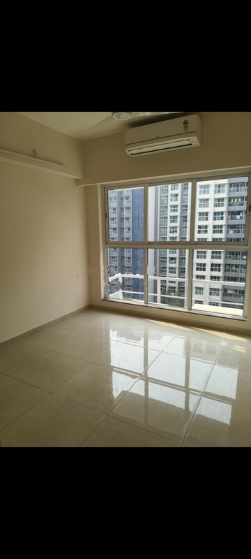 Room in 2 BHK Apartment at L&T Emerald Isle, Powai – for Rent
