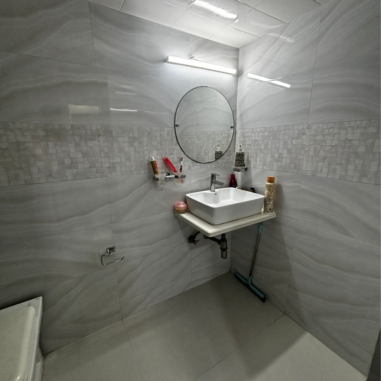 Bathroom, shiv-parvati-apartments-andheri 2 Bedroom 800 Sq.Ft. Apartment In Andheri West Mumbai 7997379