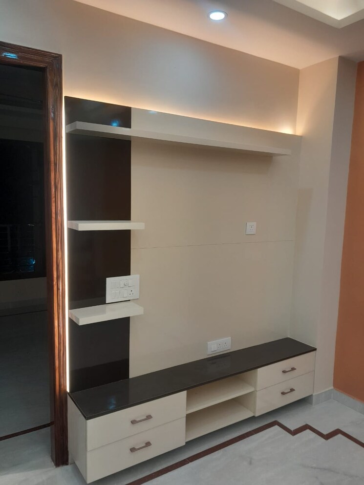 Master Bedroom, sector 23 3.5 Bedroom 1850 Sq.Ft. Builder Floor In Sector 23 Gurgaon 7997344