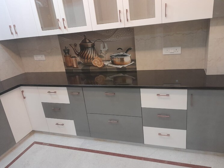 Kitchen, sector 23 3.5 Bedroom 1850 Sq.Ft. Builder Floor In Sector 23 Gurgaon 7997344