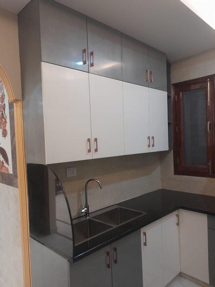 Kitchen, sector 23 3.5 Bedroom 1850 Sq.Ft. Builder Floor In Sector 23 Gurgaon 7997344