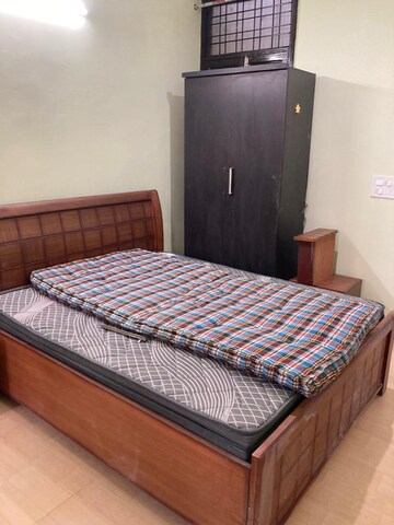 Bedroom in 2 BHK Builder Floor at Ardee City, Sector 52 – for Rent