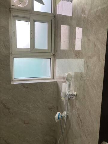 Bathroom in 2 BHK Builder Floor at Ardee City, Sector 52 – for Rent