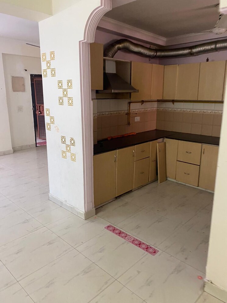 Kitchen, jkg-amba-g-residency 3 Bedroom 1535 Sq.Ft. Apartment In Ahinsa Khand ii Ghaziabad 7997401